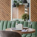 Ресторан «Шпинат», Ракурс Отель