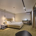 Супериор, Отель Ласточкины горы