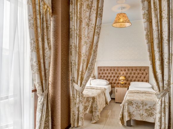 Фотография номера гостиницы Наири