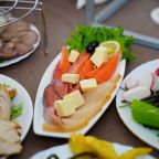 Европейская кухня, Отель Наири