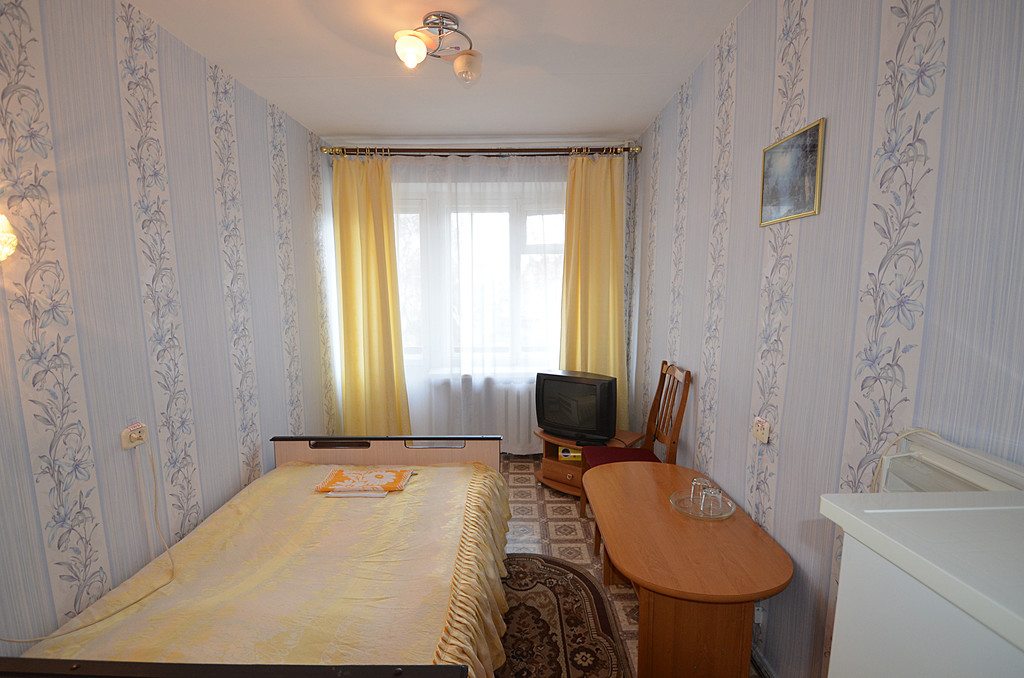 Одноместный (Стандарт +, 2, 3 этаж) гостиницы Турист, Брянск