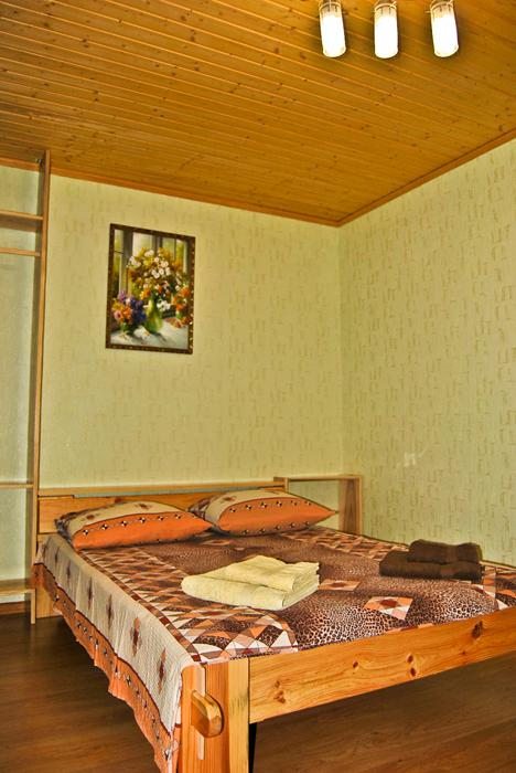 Двухместный (1-комнатный, Домик под кедром) частной гостиницы Кипарисовый рай, Алупка