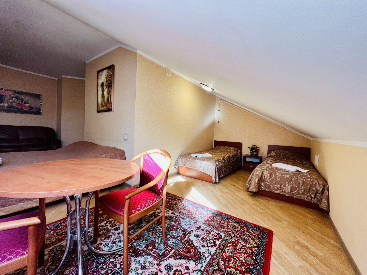 Семейный (Пятиместный с гостиной и 1-ой спальней), Гостевой дом Мон Плезир