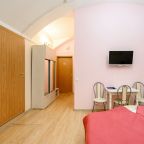 Двухместный (Комфорт двухместный с большой кроватью), Отель Невский 111