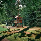 Детская площадка, Отель Куркино