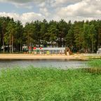 Расположение на берегу Псковского озера