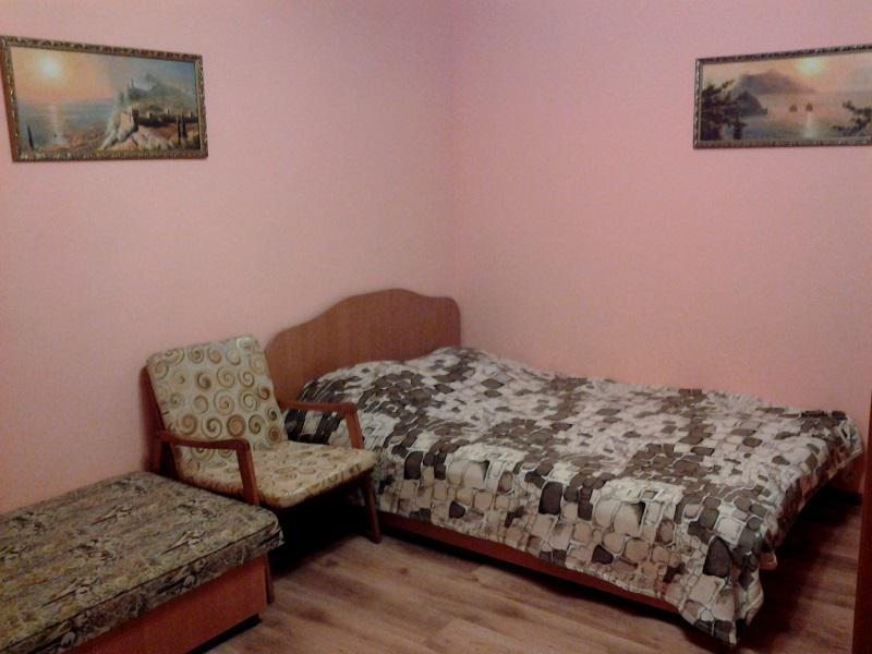Трёхместный и более (4-местный) мини-гостиницы Артековская, Гурзуф