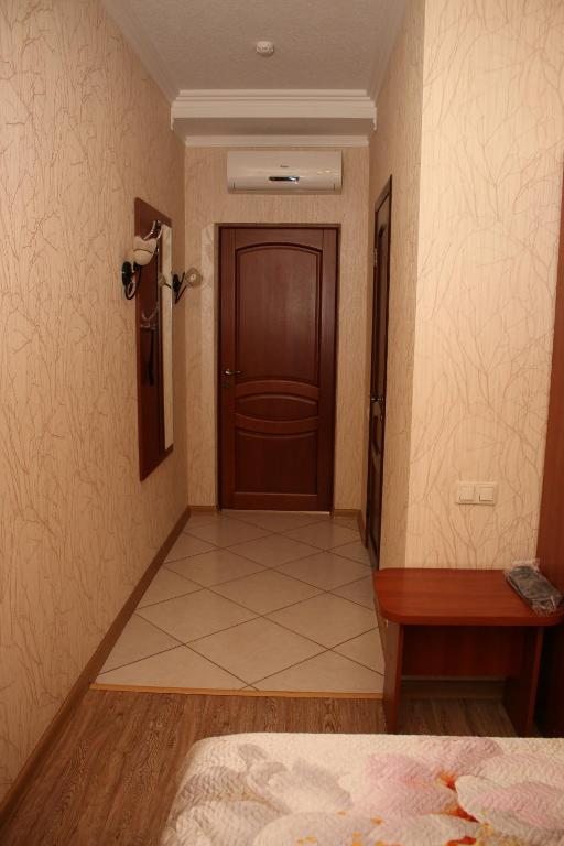 Двухместный (Стандартный двухместный номер с 1 кроватью) отеля George, Краснодар