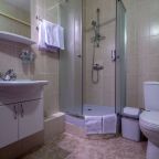Ванная комната в парк-отеле Хвалынский, Хвалынск