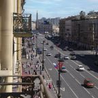 Трехместный (Улучшенный, С балконом и видом на весь Невский проспект), Отель Lopatin Невский 100