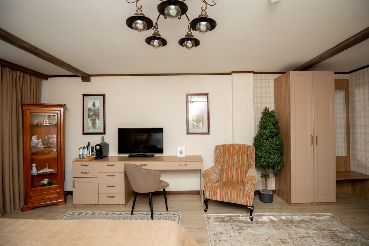 Номер (Делюкс Семейный), Гостиница Губернская