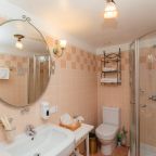 Номер (Делюкс Семейный), Гостиница Губернская