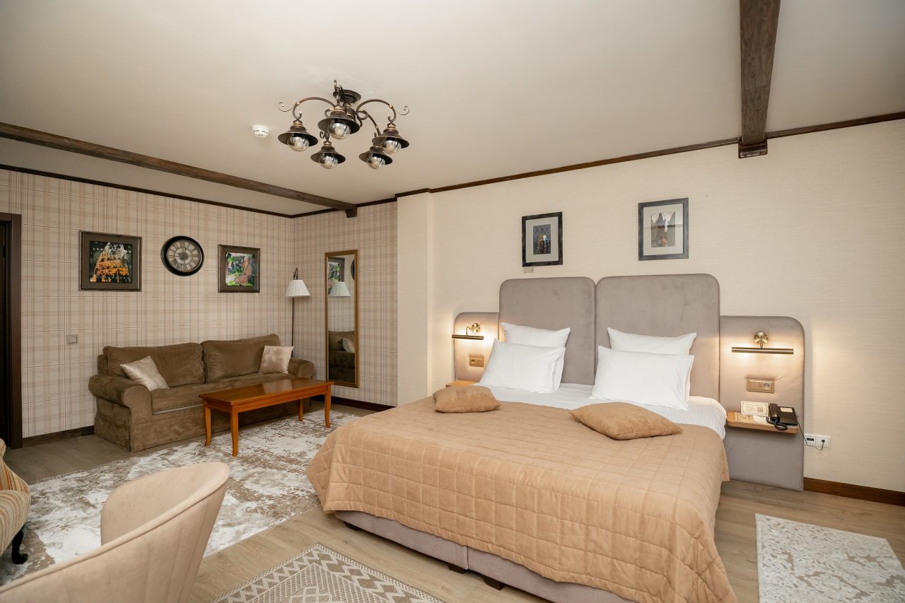 Номер (Делюкс Семейный), Гостиница Губернская