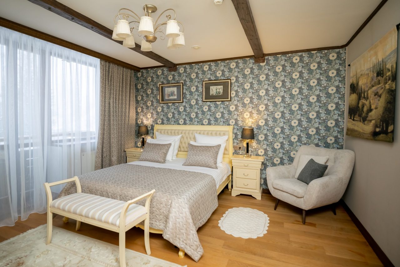 Номер (Люкс Семейный), Гостиница Губернская