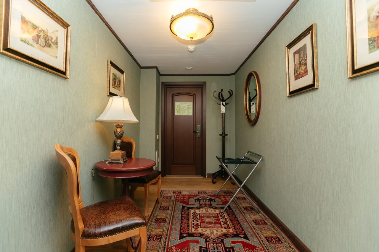 Номер (Люкс Семейный), Гостиница Губернская