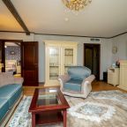 Номер (Люкс Семейный), Гостиница Губернская