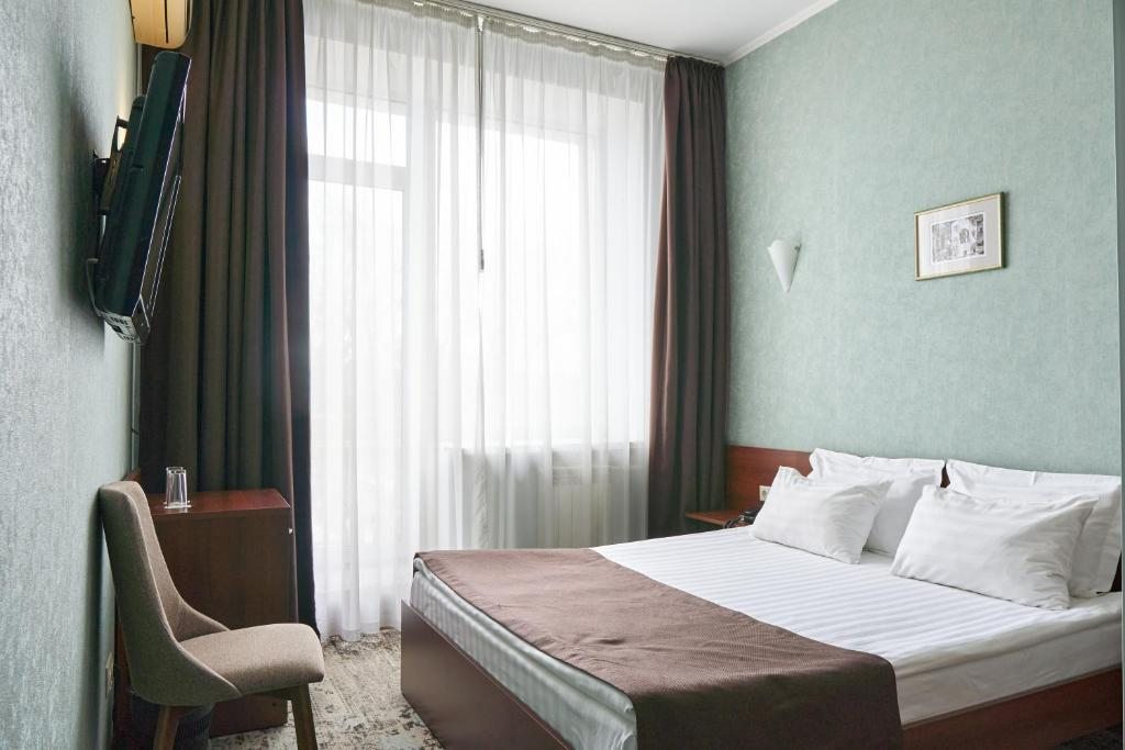 Двухместный (Стандартный двухместный номер с 1 кроватью или 2 отдельными кроватями) отеля Алмаз, Челябинск