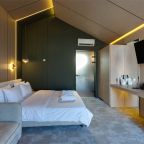 King-size кровать