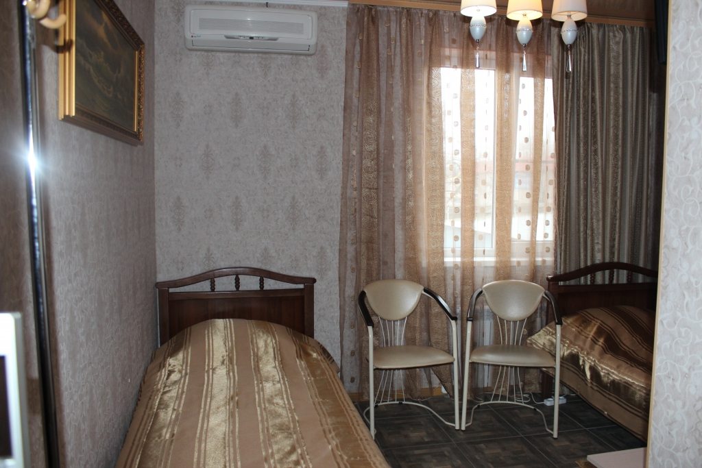 Двухместный (Отдельные кровати №4) гостиницы Сафари, Астрахань