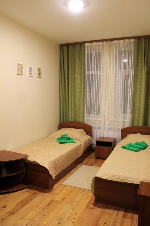 Двухместный (Двухместный номер с 2 отдельными кроватями) гостиницы Светлячки, Иркутск