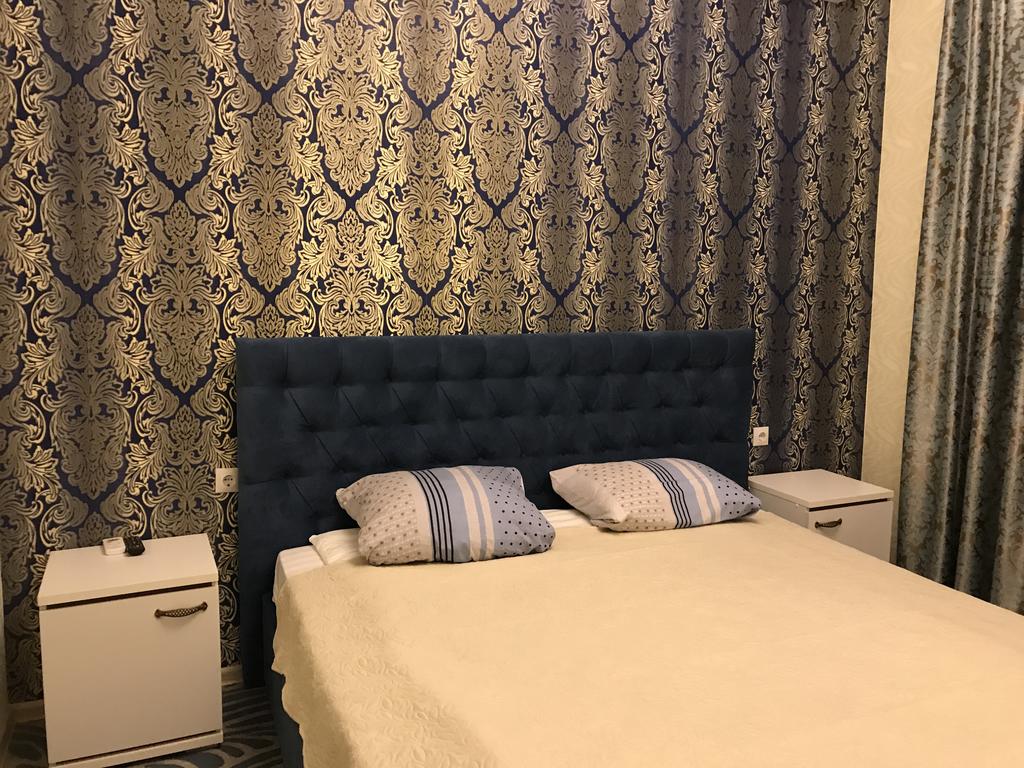 Двухместный (Стандарт с 1 двуспальной кроватью) отеля Elite, Волгоград