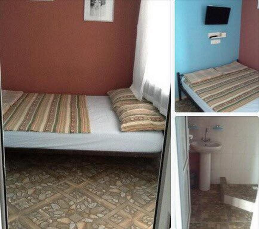 Двухместный (Двухместный номер с 1 кроватью или 2 отдельными кроватями) гостевого дома На Абазгаа 20, Гагра
