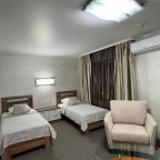 Двухместный (Комфорт "Плюс" с двумя отдельными кроватями), Гостиница Строитель