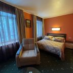 Двухместный (Комфорт с двуспальной кроватью Дисконт), Гостиница Строитель