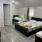 Четырехместный (С балконом), Гостевой дом Ruzanna Inn