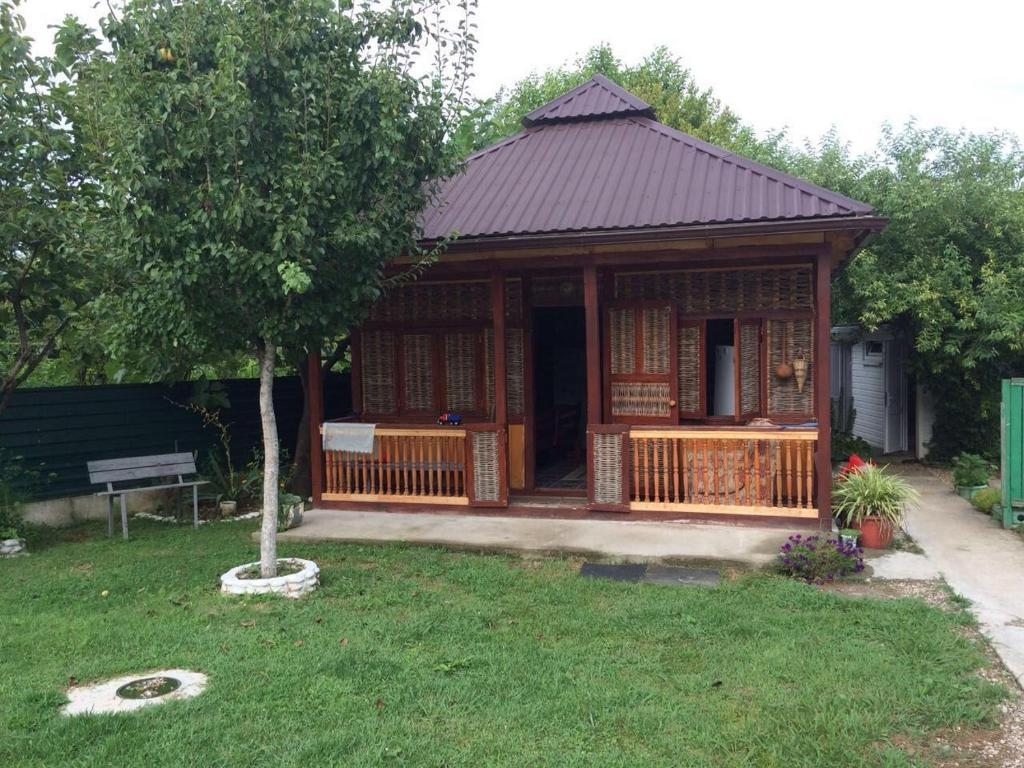 Двухместный (Бюджетный двухместный номер с 2 отдельными кроватями) гостевого дома Чанба, Гудаута