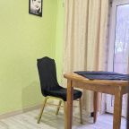 Номер (ФИОЛЕТОВЫЙ Дом с 2 отдельными спальнями на 5 человек с собственной парковкой и зоной барбекю), Коттеджный комплекс Кувшиново Сити