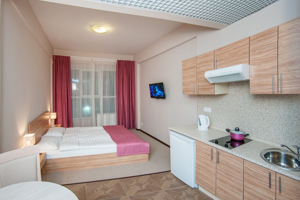 Двухместный (Двухместный Стандартный номер с одной двуспальной кроватью DBL) апарт-отеля Hills Hotel, Москва