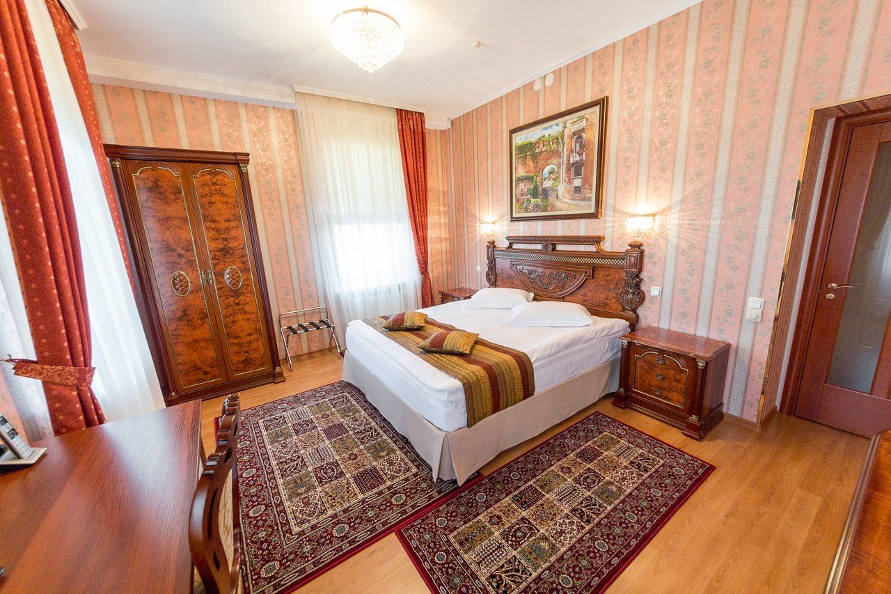 Двухместный (Комфорт 4) гостиницы 13 стульев, Петрозаводск