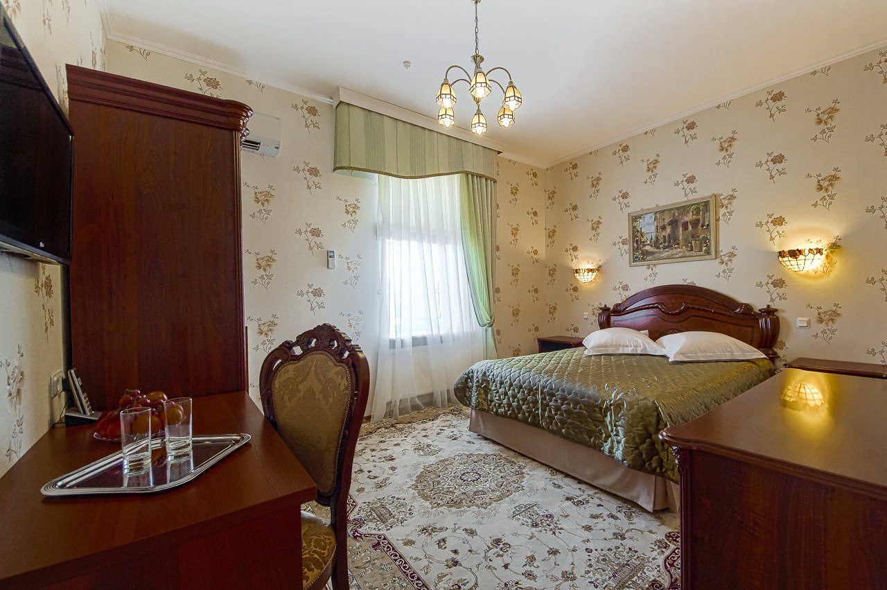 Двухместный (Комфорт 6) гостиницы 13 стульев, Петрозаводск
