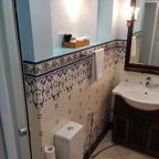 Трёхместный и более (Двухкомнатный стандарт), Мини-отель Глория