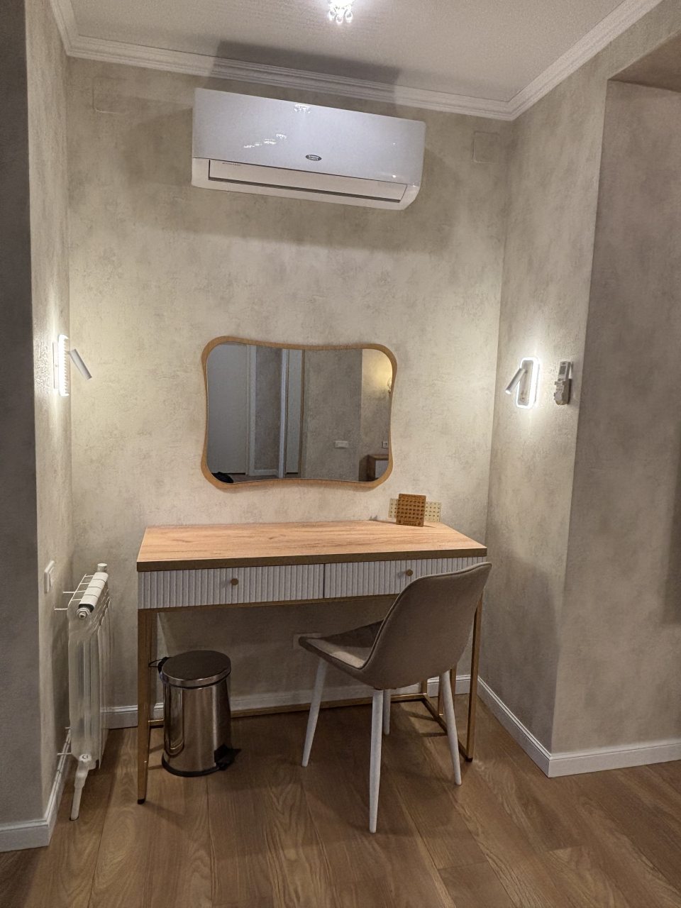 Люкс (VIP Апартаменты), Отель Домашний очаг