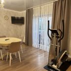 Люкс (VIP Апартаменты), Отель Домашний очаг