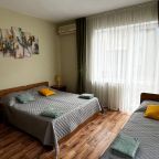 Трёхместный и более (Трех-местный номер полулюкс категории А (3-А)), Отель Сон