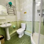 Трёхместный и более (Трех-местный номер полулюкс категории А (3-А)), Отель Сон