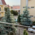 Трёхместный и более (Трех-местный номер полулюкс категории А (3-А)), Отель Сон