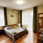 Трёхместный и более (Четырех-местный номер полулюкс категории А (4-А)), Отель Сон