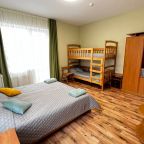 Трёхместный и более (Четырех-местный номер полулюкс категории А (4-А)), Отель Сон