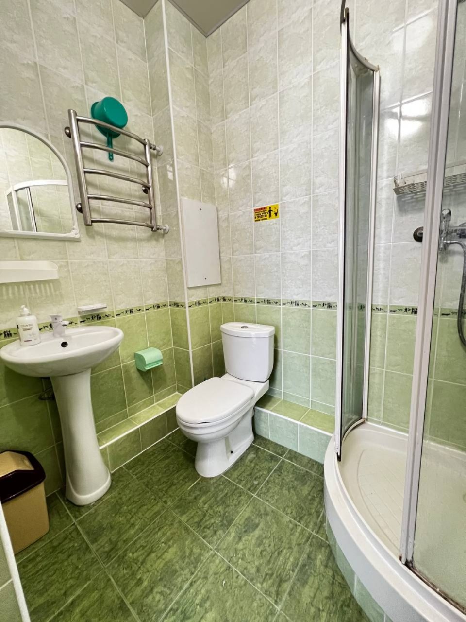 Трёхместный и более (Четырех-местный номер полулюкс категории А (4-А)), Отель Сон