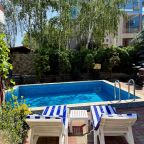 Бассейн, Отель Феникс