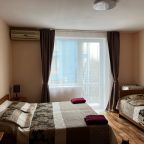 Трёхместный и более (Трех-местный номер полулюкс категории А (3-А)), Отель Феникс