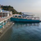 Собственный галечный пляж, Отель Porto Mare