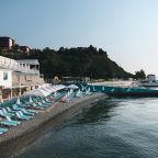 Собственный галечный пляж, Отель Porto Mare