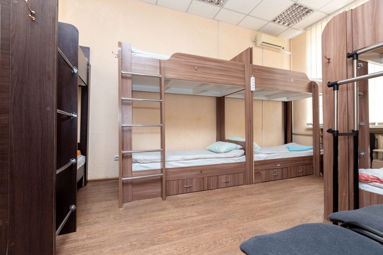 Восьмиместный Мужской (Койко-место), Хостел Like