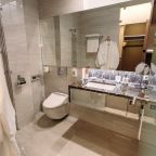 Люкс (Бизнес), Гостиница Амур