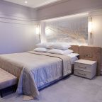 Люкс (Мираж), Гостиница Амур